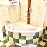Apartament Galant *